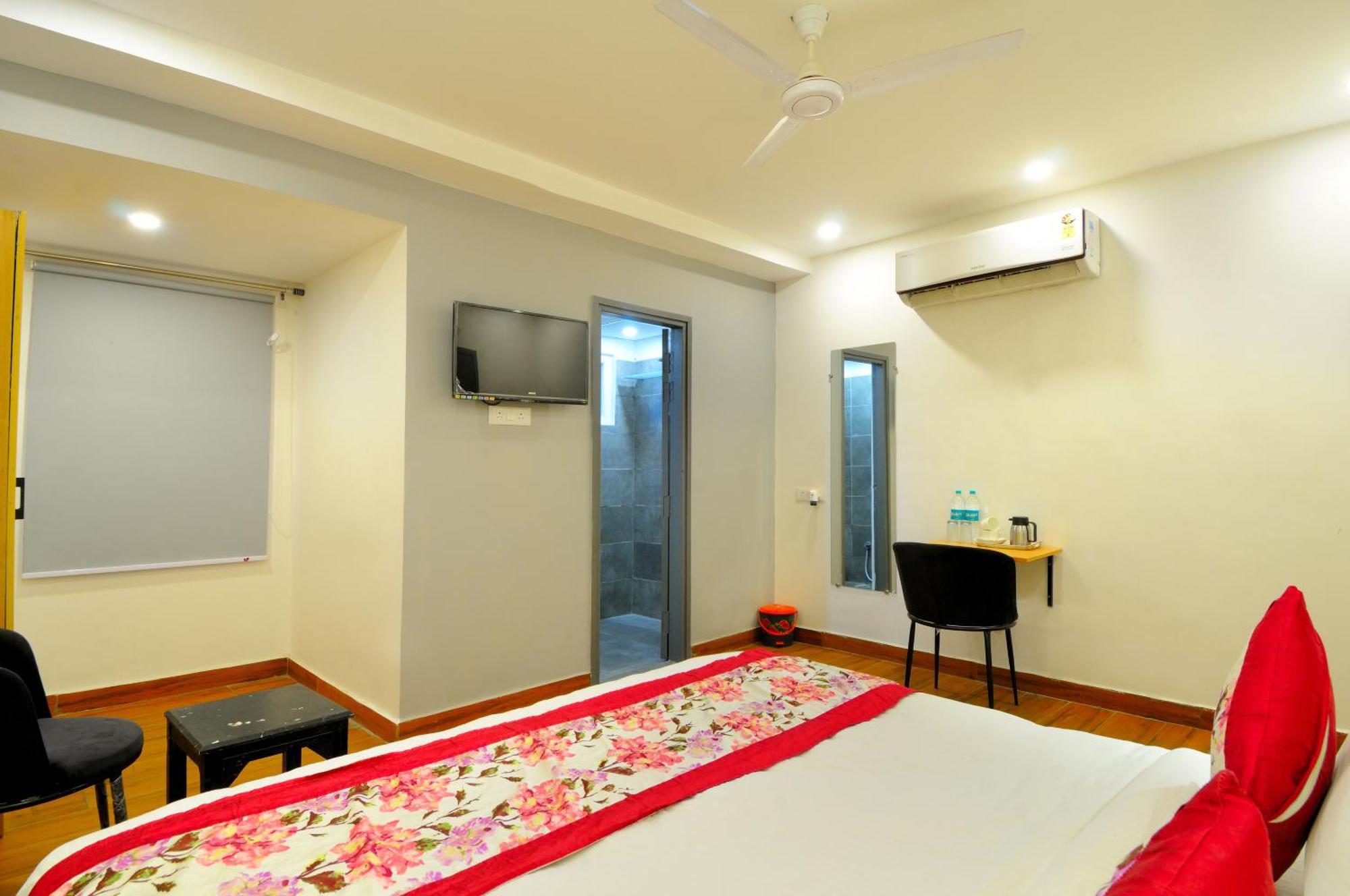 Hotel Emporio Near New Delhi Railway Station Exterior foto