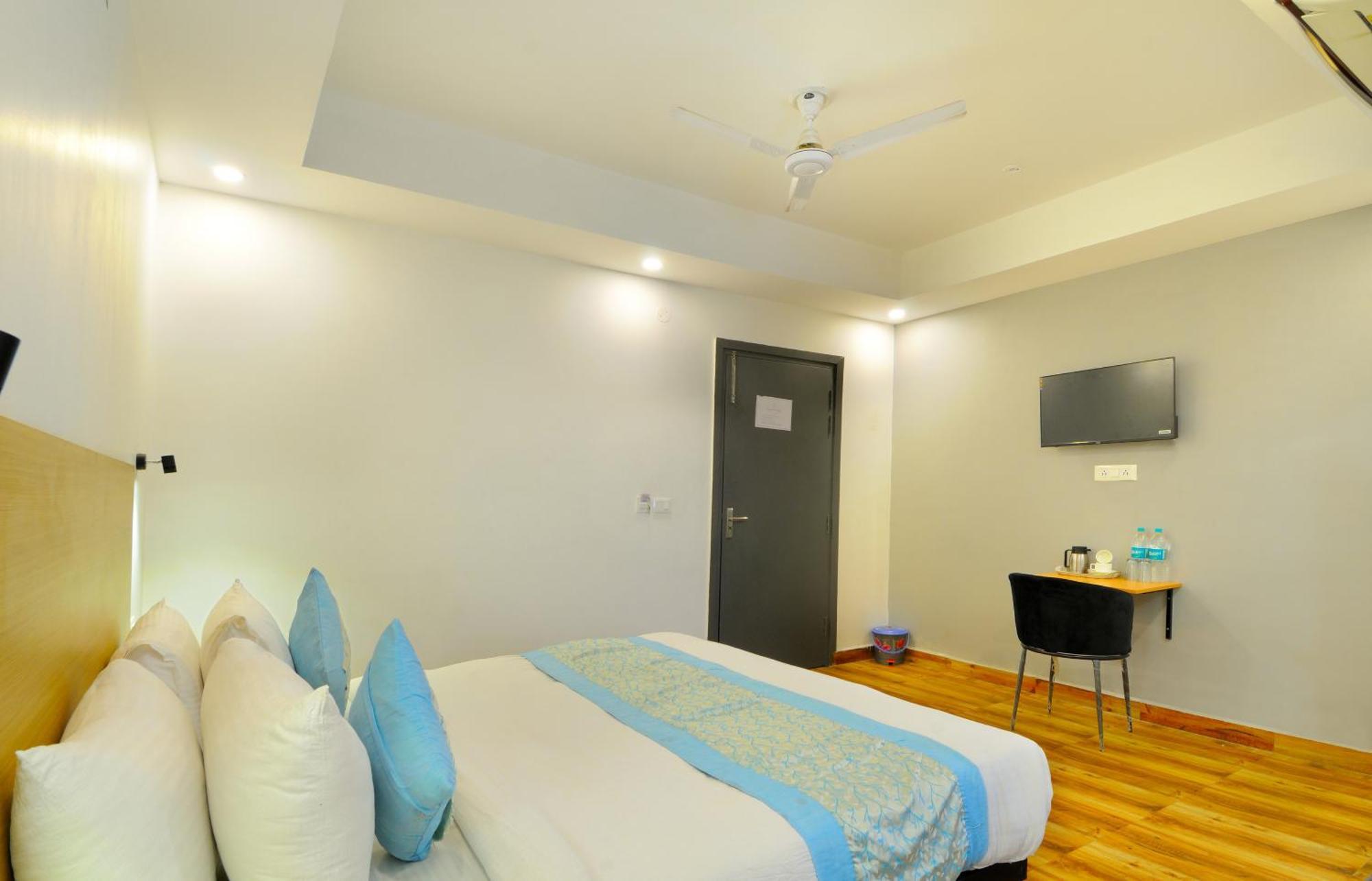 Hotel Emporio Near New Delhi Railway Station Exterior foto