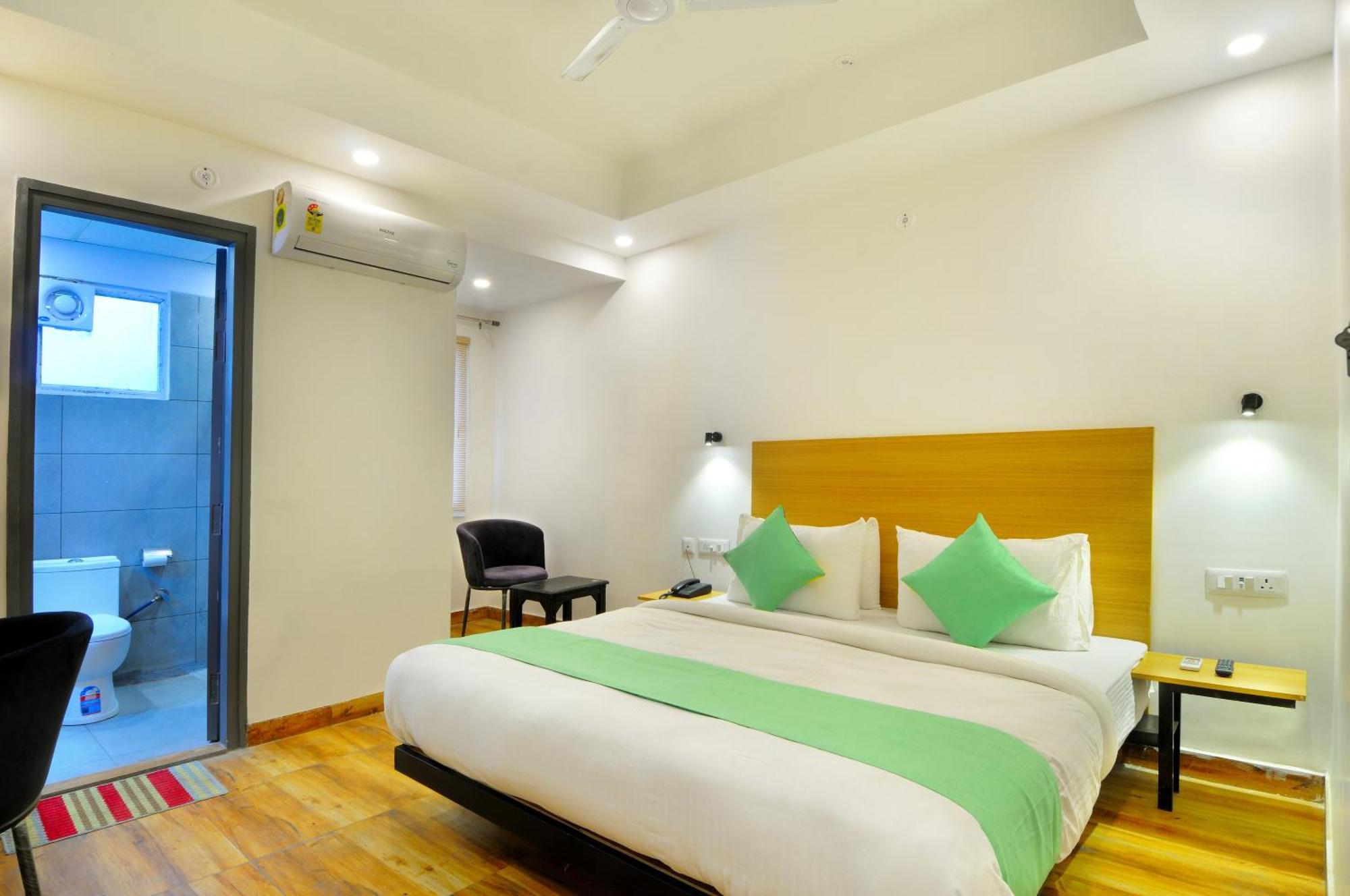 Hotel Emporio Near New Delhi Railway Station Exterior foto