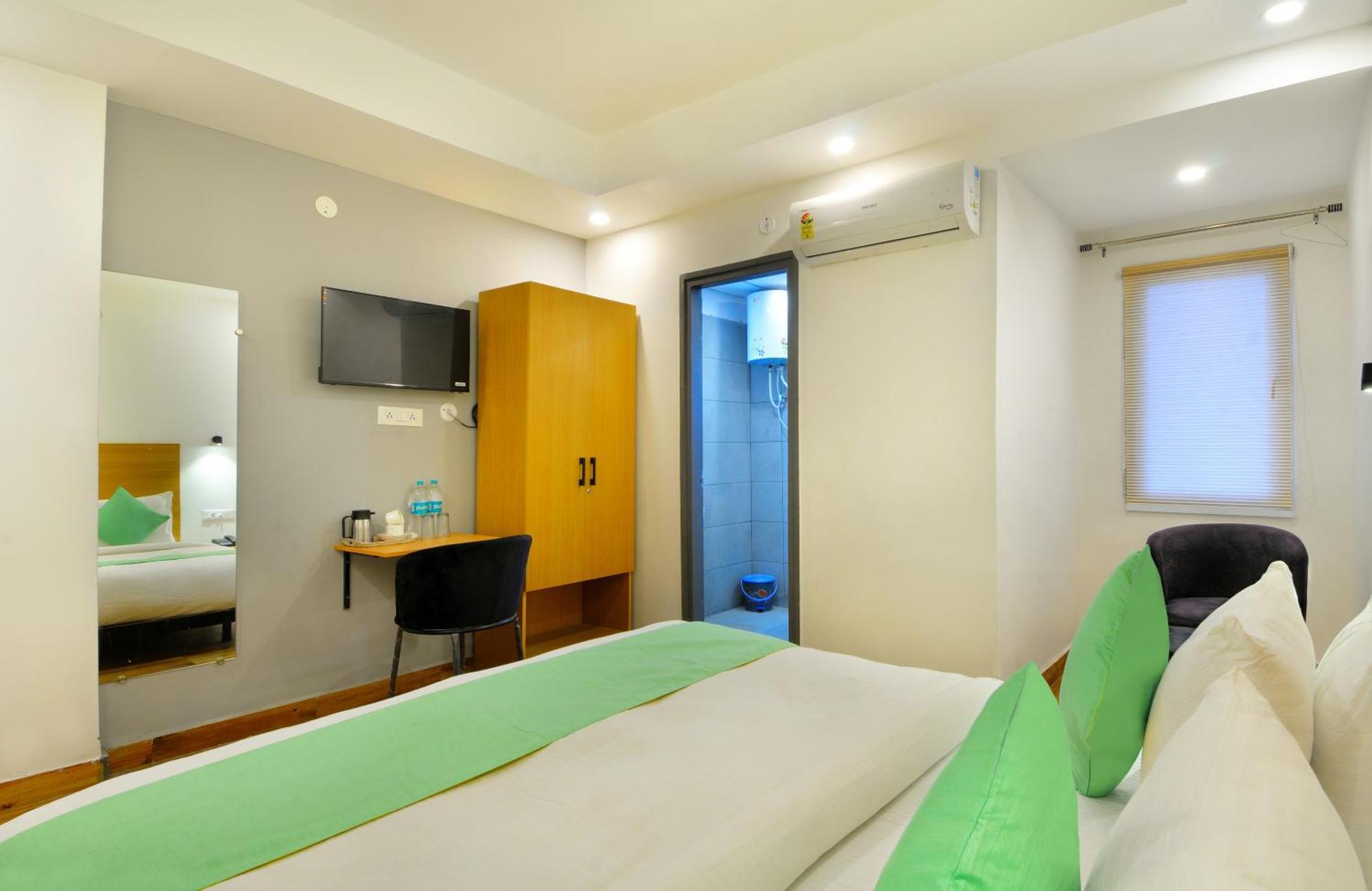 Hotel Emporio Near New Delhi Railway Station Exterior foto