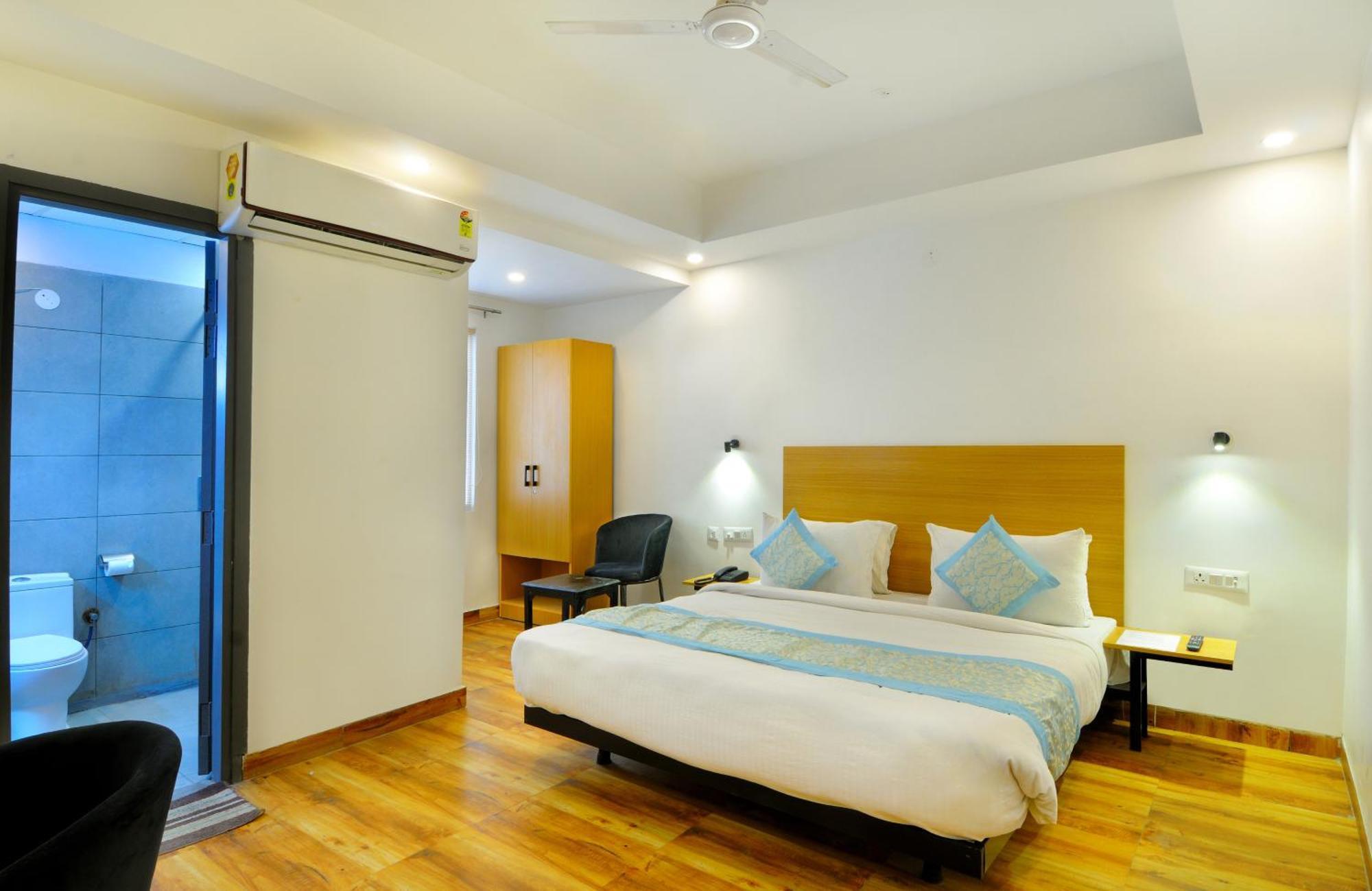 Hotel Emporio Near New Delhi Railway Station Exterior foto